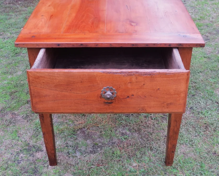 Table de ferme, début XIXe siècle.