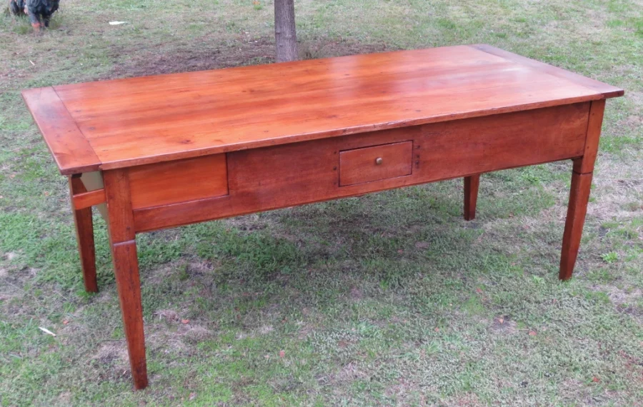Table de ferme, début XIXe siècle.
