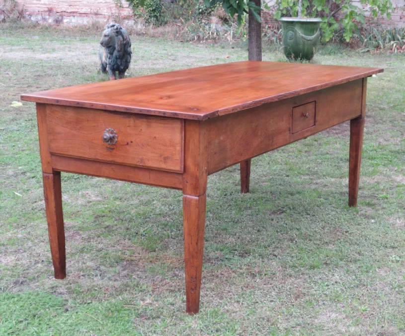 Table de ferme, début XIXe siècle.