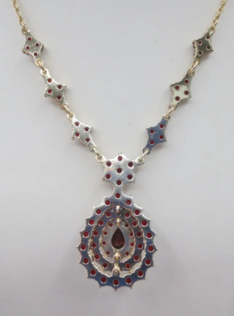 COLLANA IN VERMEIL E GRANATO