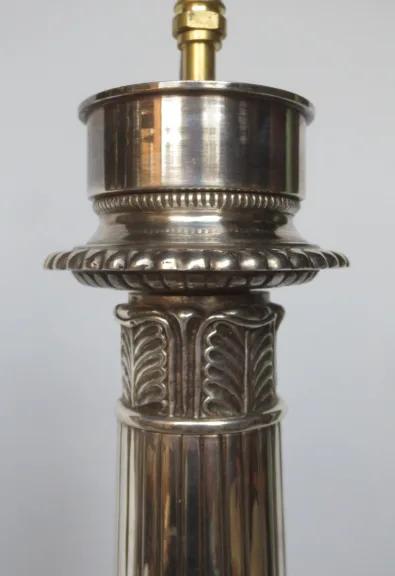 PAAR LAMPEN IM FRANZÖSISCHEN EMPIRE-STIL