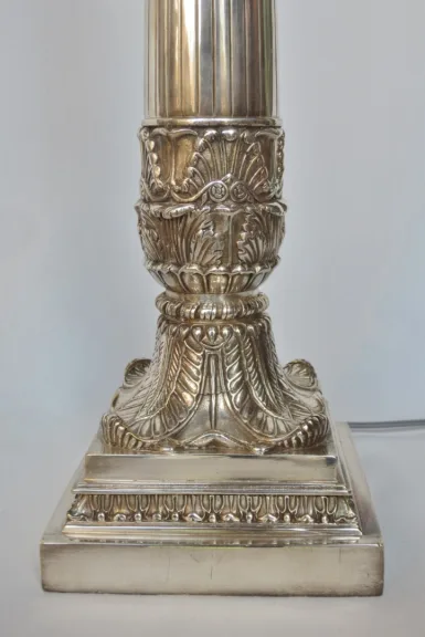 PAAR LAMPEN IM FRANZÖSISCHEN EMPIRE-STIL