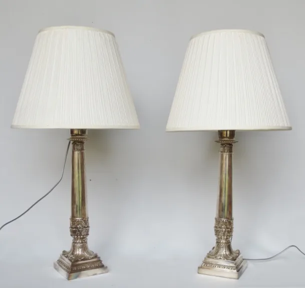 PAAR LAMPEN IM FRANZÖSISCHEN EMPIRE-STIL