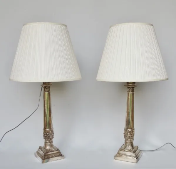 PAAR LAMPEN IM FRANZÖSISCHEN EMPIRE-STIL