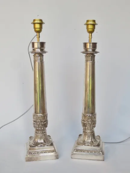 PAAR LAMPEN IM FRANZÖSISCHEN EMPIRE-STIL