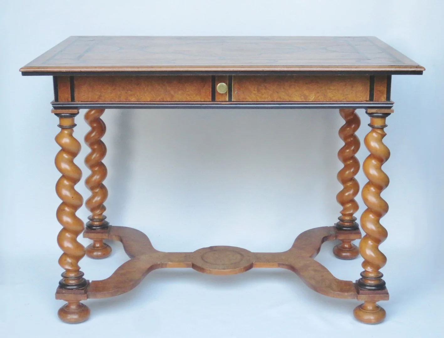 LOUIS XIII STYLE TABLE.