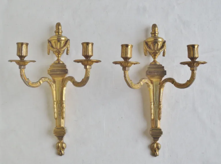 PAAR WANDLEUCHTEN AUS DER ZEIT LOUIS XVI