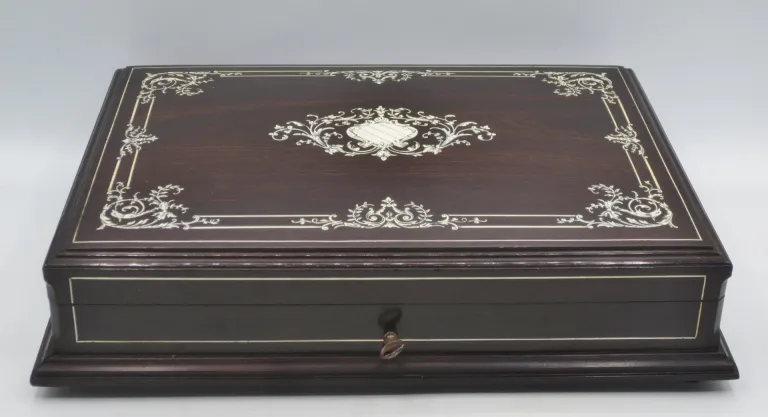 NAPOLEON III PERIODE TOKEN BOX signiert TAHAN