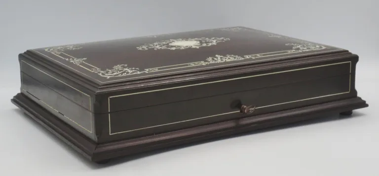 NAPOLEON III PERIODE TOKEN BOX signiert TAHAN