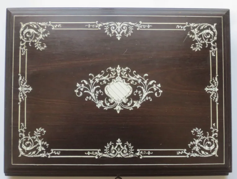 NAPOLEON III PERIODE TOKEN BOX signiert TAHAN