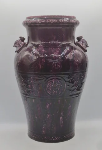 Art-nouveau-Vase aus Longwy-Fayence — Guter Zustand