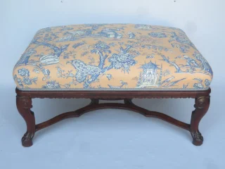 Banquette im Régence-Stil