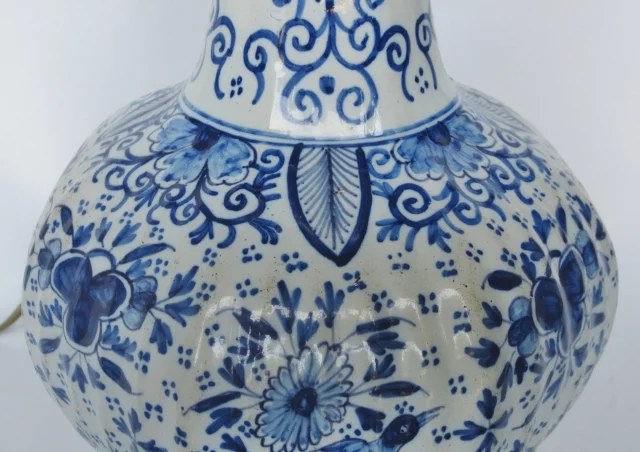 Lampada in faïence di Delft, XIX secolo — Buono stato