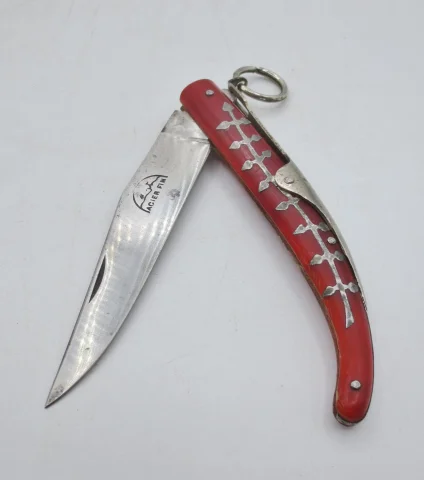 Messer aus Horn und Stahl. — Guter Zustand