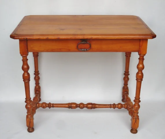 Schrijftafel in fruitenhout en palmbokhout. — Goede staat