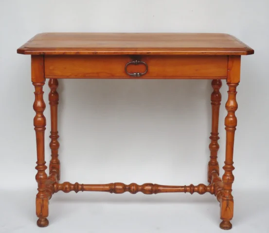 Schrijftafel in fruitenhout en palmbokhout. — Goede staat