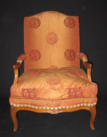 Paire de fauteuils"coin de feu" d'époque Louis XV