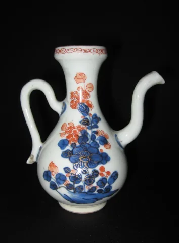 I8th C IMARI PORZELLAN EWER