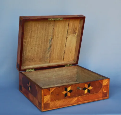 MARQUETRY BOX