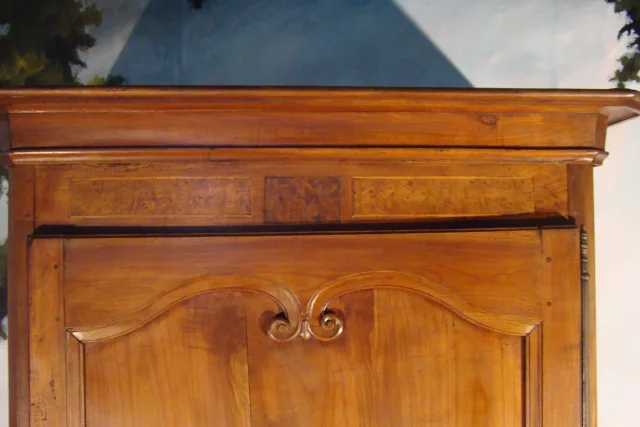 Bonnetière bassette Louis XV en merisier