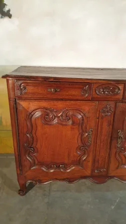 Buffet bas Louis XV en chêne