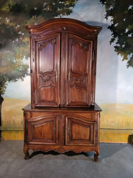LOUIS XV-ZEITRAUM-BUFFET