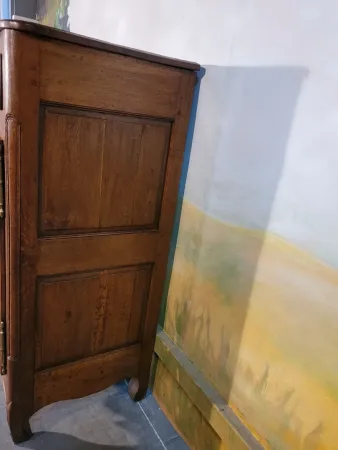Buffet haut en chêne et marqueterie