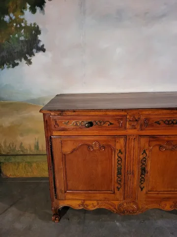 LOUIS XV STYLE BUFFET