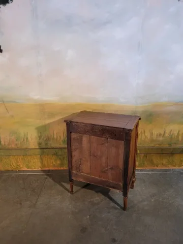 LOUIS XVI  PERIOD CHEST OF DRAWERS