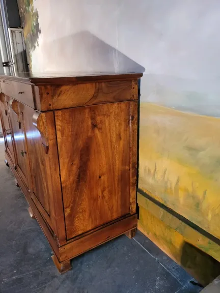 Enfilade époque restauration en noyer massif