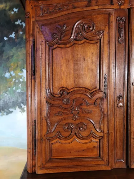 Buffet deux corps Louis XV en chêne