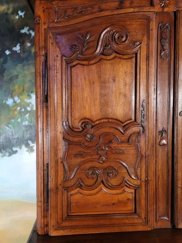 БУФЕТ В СТИЛЕ ЛЮДОВИКА XV