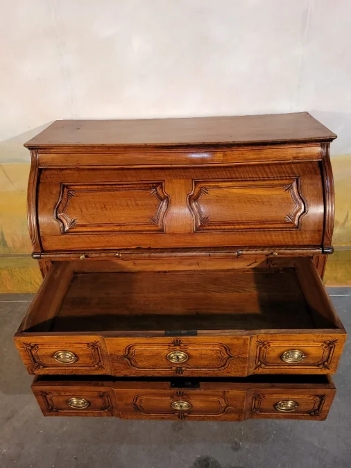 SECRETARY CHEST