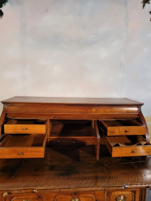 SECRETARY CHEST