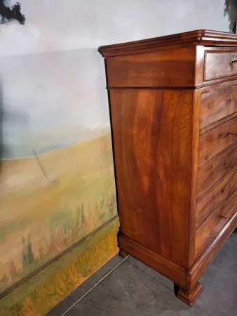 Chiffonnier grande commode en noyer massif XIX ème