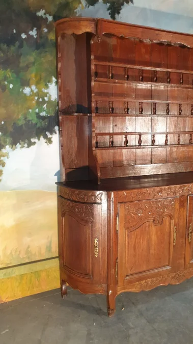 Buffet vaisselier Louis XV en chêne