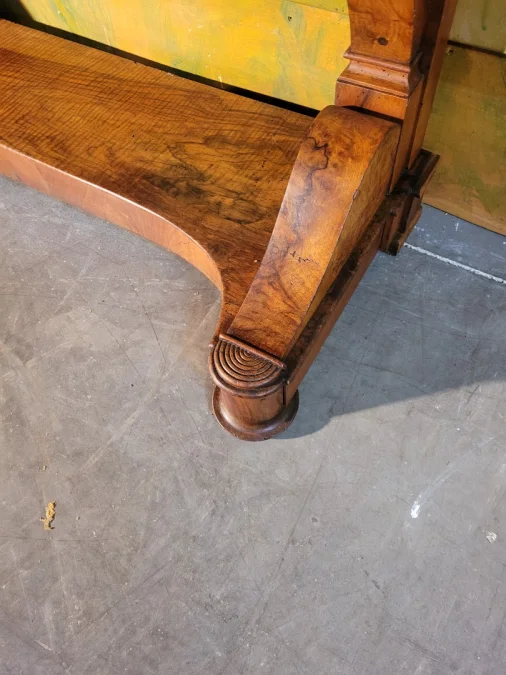 FRENCH RESTAURATION PERIOD  CHEST OF DRAWERS