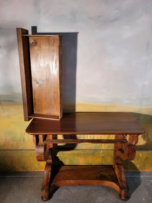 FRENCH RESTAURATION PERIOD  CHEST OF DRAWERS