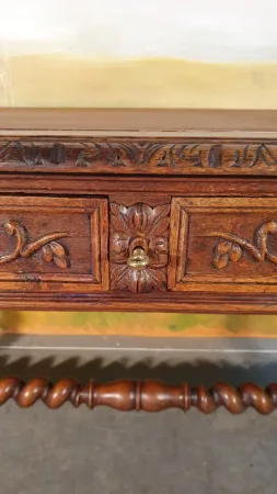 Bureau en chêne style Louis XIII époque XIX ème