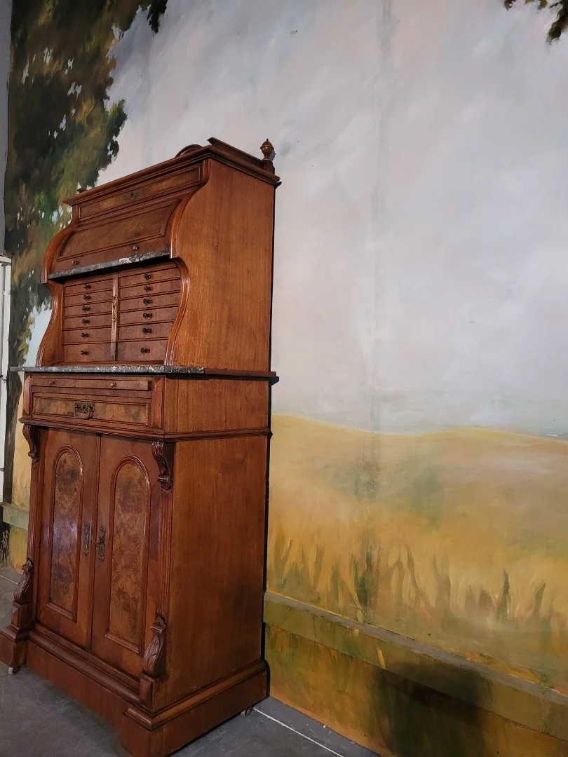 ZAHNARZTSCHRANK