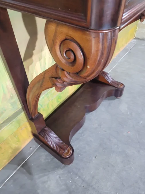 Console en acajou époque Restauration