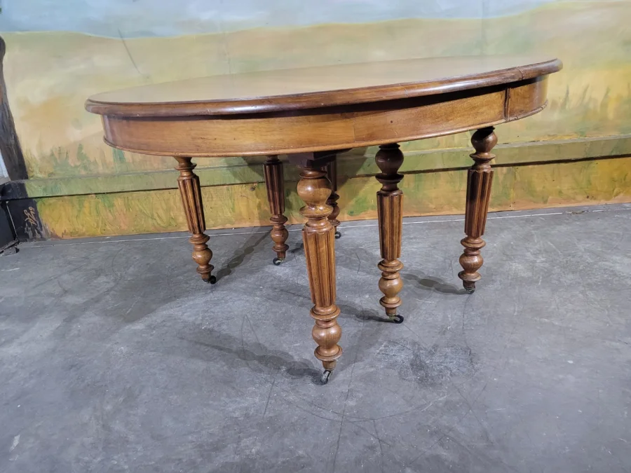 Table à ceinture à rallonge en noyer
