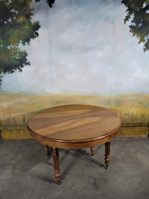 Table à ceinture à rallonge en noyer