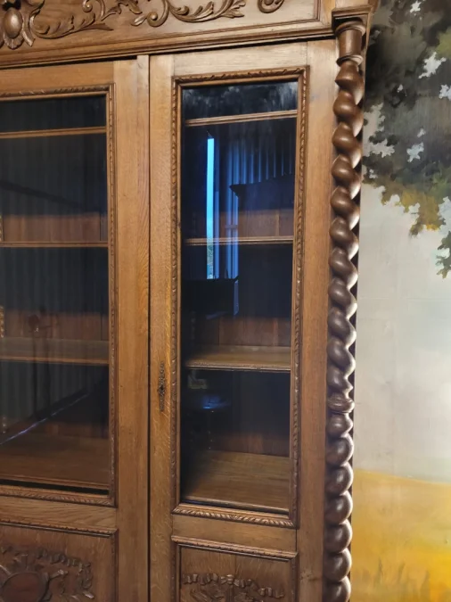 Grande bibliothèque en chêne XIX ème siècle