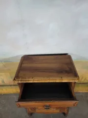 19世紀の食器棚