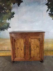 Petite armoire en merisier