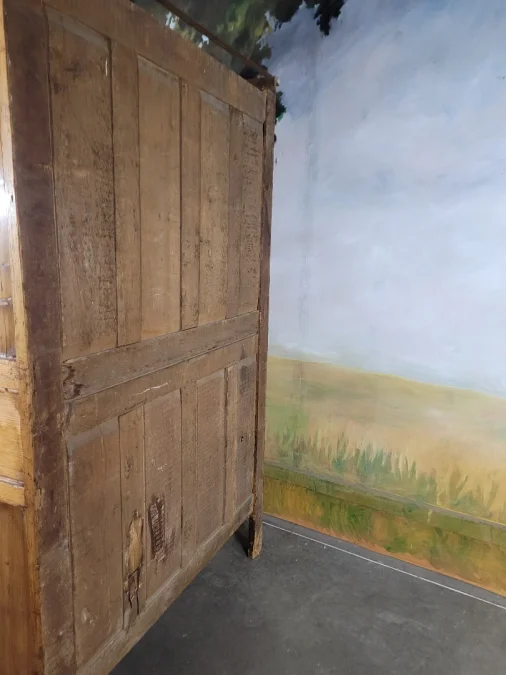 Armoire de montagne en sapin