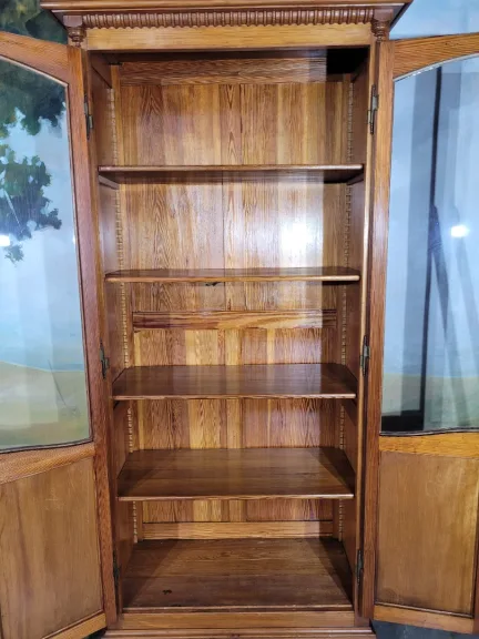 KIEFERNHOLZ-BÜCHERREGAL