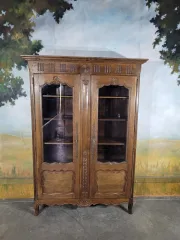 Petite bibliothèque en chêne rustique