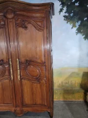Pine armoire